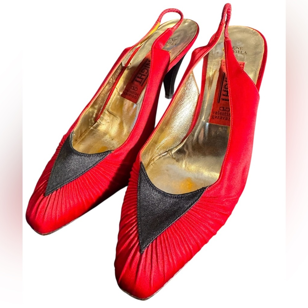 VTG RARE!! RENE CAOVILLA PER VALENTINO RED BLACK SATIN PUMP Slingback 38.5